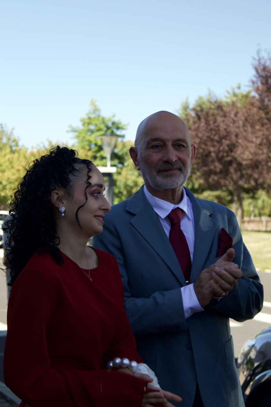 Portrait d'invités lors d'un mariage